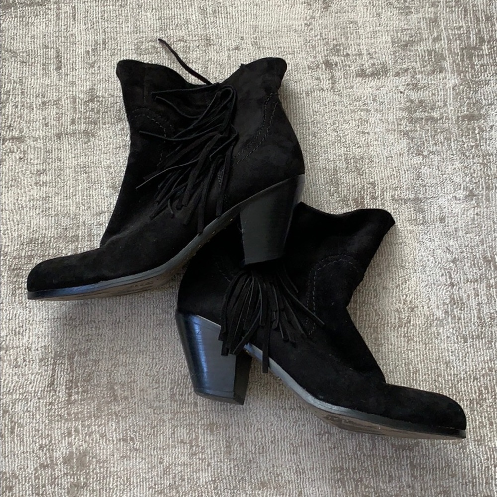 SOLD -Sam Edelman Boots ❤️